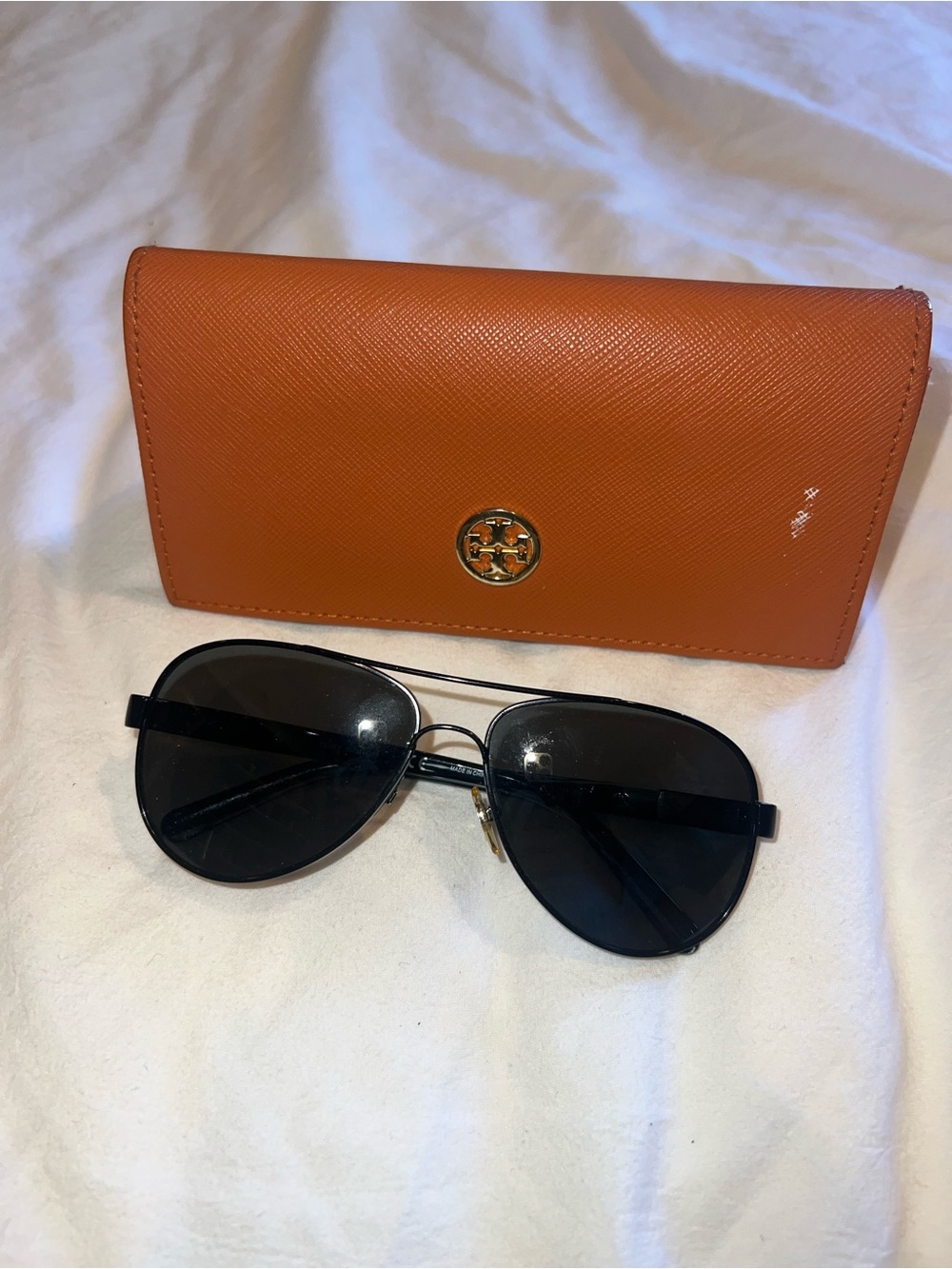 Tory Burch Orange Saffiano Wallet-Style Sunglass Case with Black Aviator Shades
